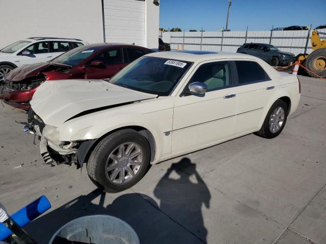 CHRYSLER 300C 2006 with VIN 2C3KA63HX6H353395 - Photo from auction