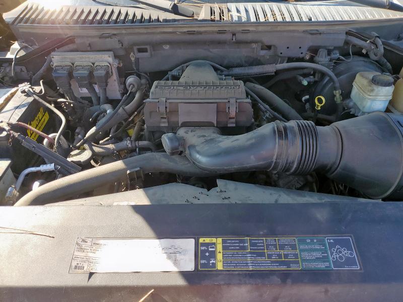 Photo 12 from auction – 2005 FORD EXPEDITION with VIN 1FMPU18545LA80882