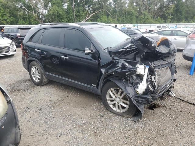 Photo 4 from auction – 2015 KIA SORENTO LX with VIN 5XYKTCA62FG585381