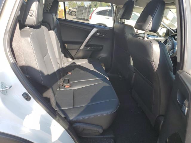 Photo 11 from auction – 2016 TOYOTA RAV4 LIMITED with VIN JTMDFREV4GJ066421