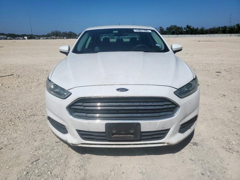 Photo 5 from auction – 2016 FORD FUSION S with VIN 3FA6P0G7XGR262083