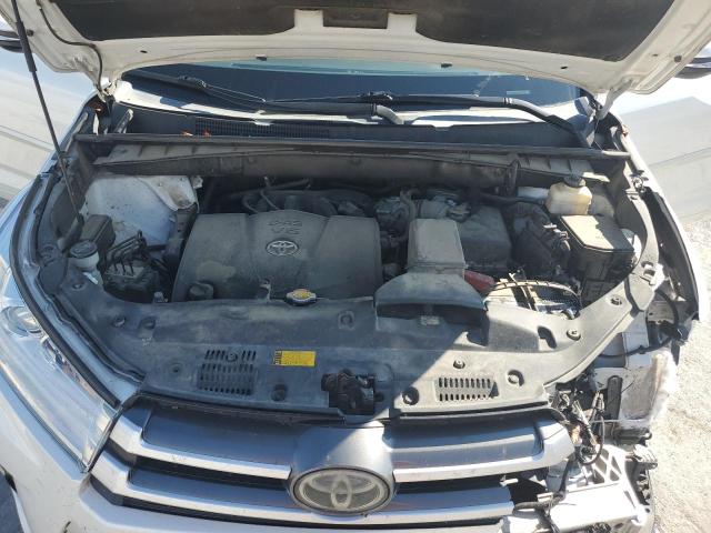 Photo 12 from auction – 2017 TOYOTA HIGHLANDER with VIN 5TDJZRFH6HS397282