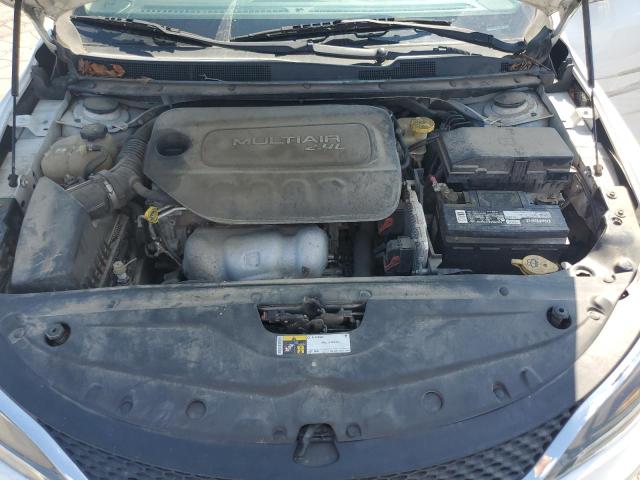 Photo 11 from auction – 2015 CHRYSLER 200 C with VIN 1C3CCCCB7FN710709