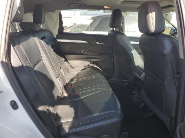 Photo 11 from auction – 2015 TOYOTA HIGHLANDER with VIN 5TDKKRFHXFS095578