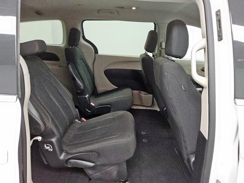 Photo 11 from auction – 2017 CHRYSLER PACIFICA L with VIN 2C4RC1CG8HR764922