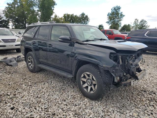 Photo 4 from auction – 2018 TOYOTA 4RUNNER SR with VIN JTEBU5JR1J5530095