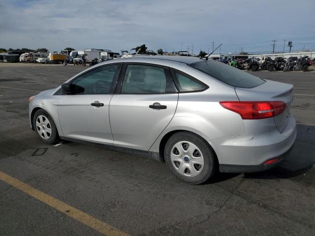 Photo 2 from auction – 2015 FORD FOCUS S with VIN 1FADP3E25FL380099