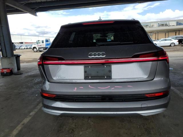 Photo 6 from auction – 2019 AUDI E-TRON PRESTIGE with VIN WA1VABGE8KB020661