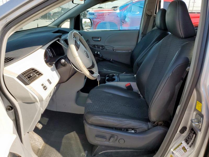 Photo 7 from auction – 2011 TOYOTA SIENNA SPORT with VIN 5TDXK3DC7BS049081