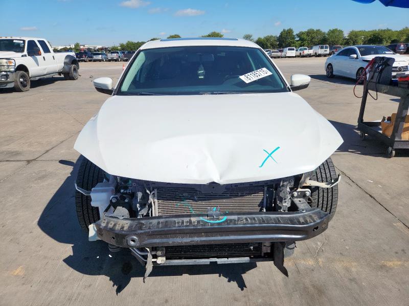 Photo 5 from auction – 2017 VOLKSWAGEN JETTA SE with VIN 3VWDB7AJ1HM320414