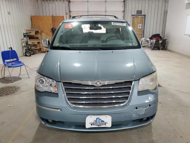 Photo 5 from auction – 2010 CHRYSLER TOWN & COU with VIN 2A4RR7DX5AR322289