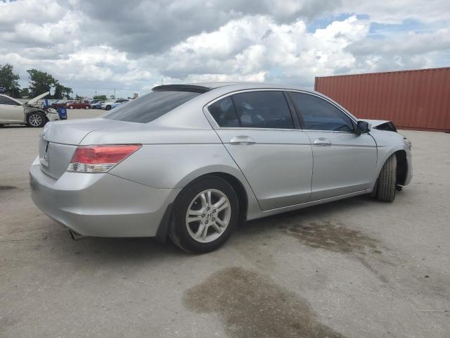 Photo 3 from auction – 2011 HONDA ACCORD LX with VIN 1HGCP2E37BA065157