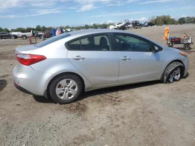 Photo 3 from auction – 2015 KIA FORTE LX with VIN KNAFK4A66F5318101