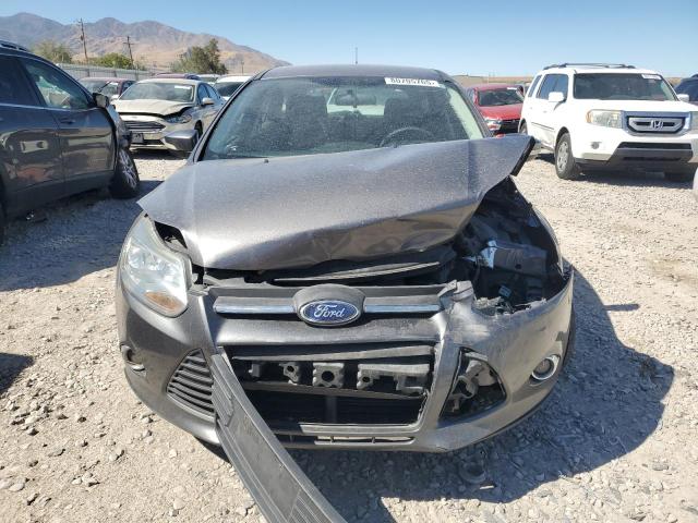 Zdjęcie 5 z aukcji – 2014 FORD FOCUS SE z VIN 1FADP3K28EL111677