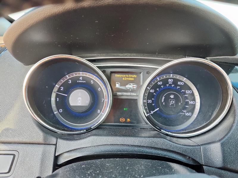 Photo 9 from auction – 2014 HYUNDAI SONATA SE with VIN 5NPEC4AC7EH816422