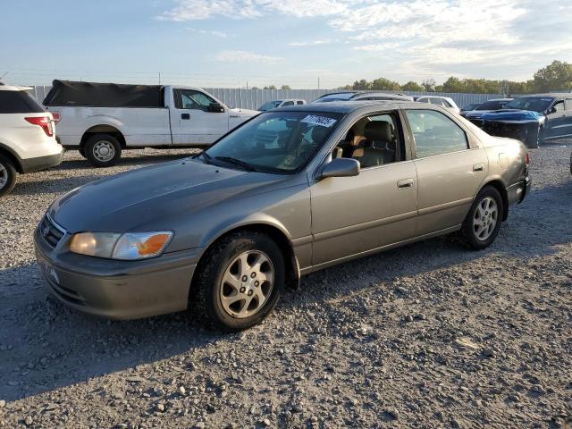 TOYOTA CAMRY LE 2000 with VIN JT2BF28K3Y0252144 - Photo from auction