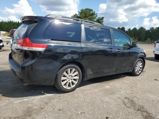 Photo 3 from auction – 2013 TOYOTA SIENNA XLE with VIN 5TDYK3DC6DS402336