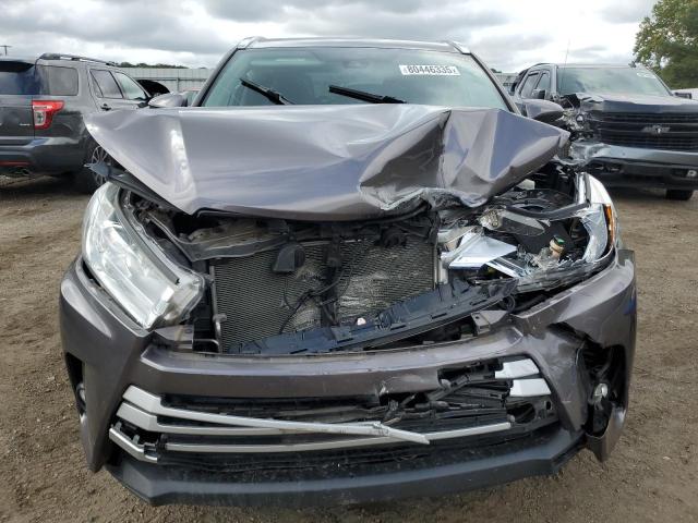 Photo 5 from auction – 2019 TOYOTA HIGHLANDER with VIN 5TDJZRFH3KS712417