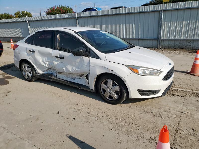 Photo 4 from auction – 2016 FORD FOCUS S with VIN 1FADP3E23GL369149