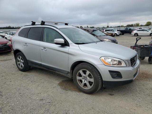 Photo 4 from auction – 2010 VOLVO XC60 3.2 with VIN YV4982DL5A2125871