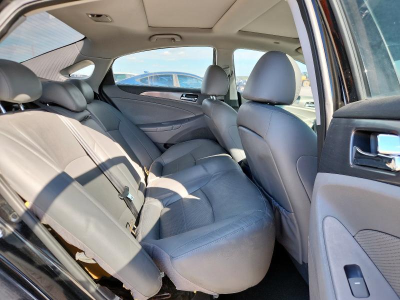 Photo 10 from auction – 2015 HYUNDAI SONATA HYB with VIN KMHEC4A49FA123364