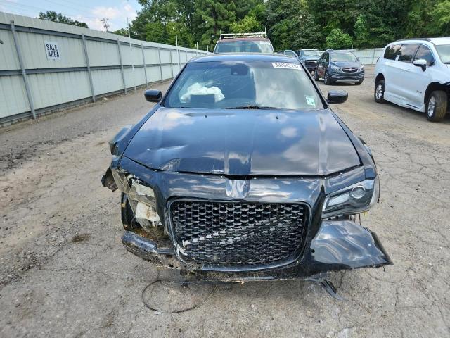 Photo 5 from auction – 2018 CHRYSLER 300 S with VIN 2C3CCABT1JH292034