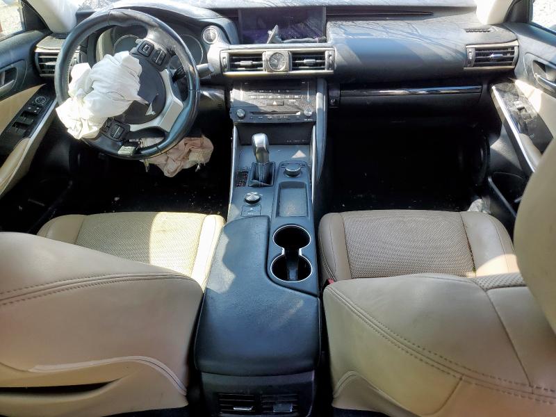 Photo 8 from auction – 2018 LEXUS IS 300 with VIN JTHBA1D26J5068457