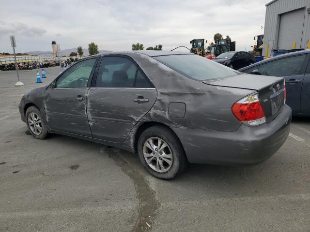 Photo 2 from auction – 2005 TOYOTA CAMRY LE with VIN 4T1BF30K45U596980