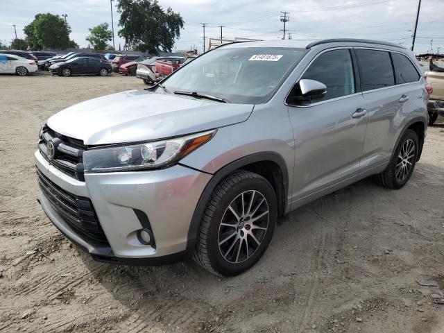 Photo 1 from auction – 2018 TOYOTA HIGHLANDER SE with VIN 5TDJZRFH0JS541219