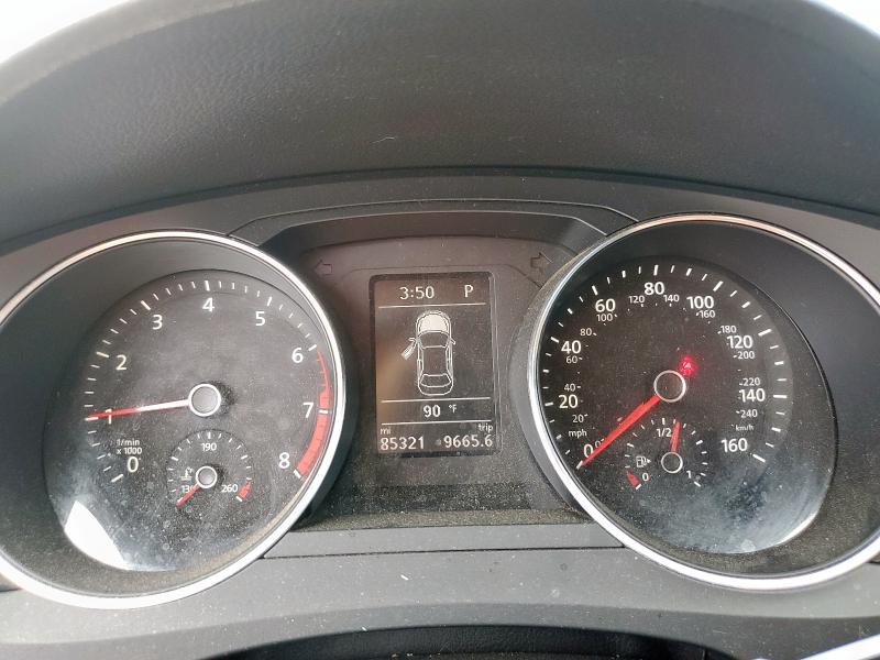 Photo 9 from auction – 2017 VOLKSWAGEN JETTA SE with VIN 3VWDB7AJ8HM238535