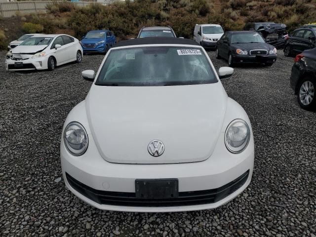 Photo 5 from auction – 2013 VOLKSWAGEN BEETLE with VIN 3VW5P7AT0DM826754