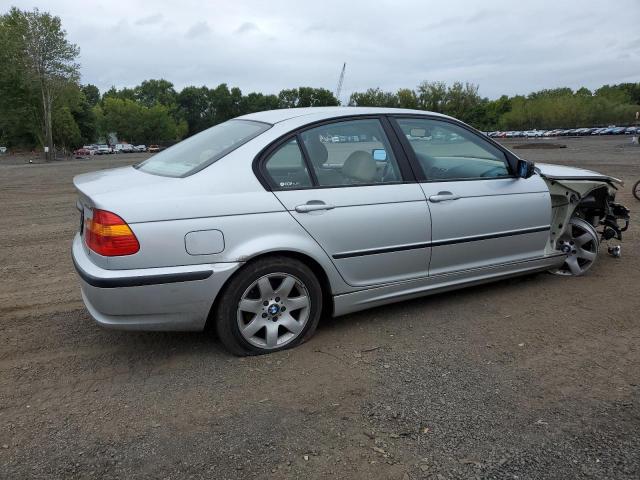 Photo 3 from auction – 2005 BMW 325 XI with VIN WBAEU33425PF63978