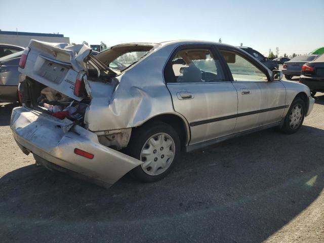 Photo 3 from auction – 1997 HONDA ACCORD with VIN 1HGCD5635VA188629