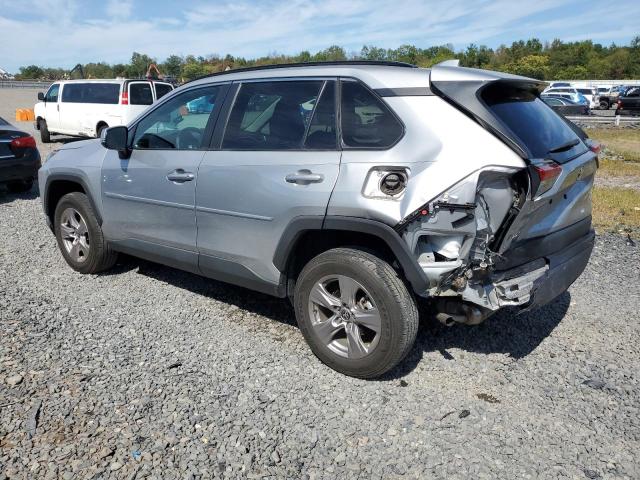 Photo 2 from auction – 2022 TOYOTA RAV4 XLE with VIN 2T3P1RFV4NW286568