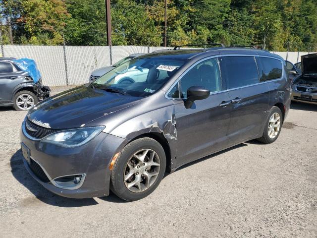 CHRYSLER PACIFICA T 2017 with VIN 2C4RC1BG2HR811234 - Photo from auction