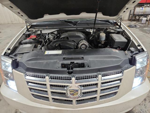 Photo 12 from auction – 2011 CADILLAC ESCALADE E with VIN 1GYS4JEFXBR233831