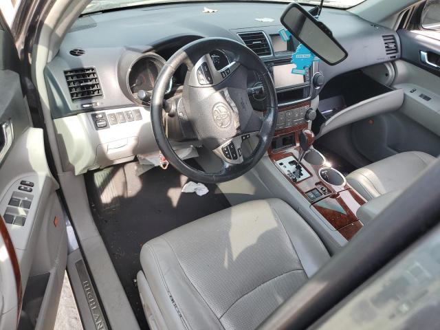 Photo 8 from auction – 2013 TOYOTA HIGHLANDER with VIN 5TDDK3EH0DS243676