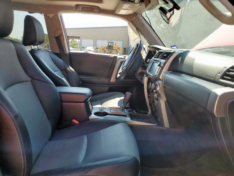 Photo 7 from auction – 2016 TOYOTA 4RUNNER SR5 with VIN JTEZU5JRXG5140118