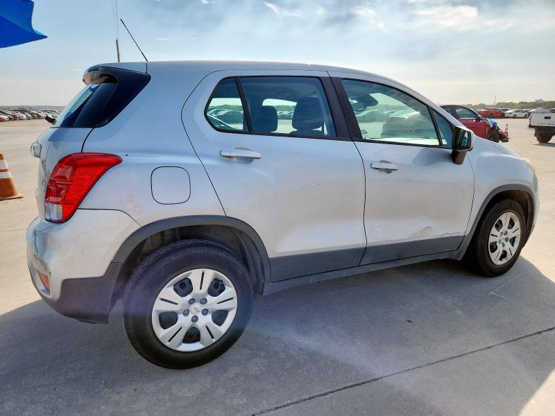 Photo 3 from auction – 2018 CHEVROLET TRAX with VIN 3GNCJKSB2JL172028