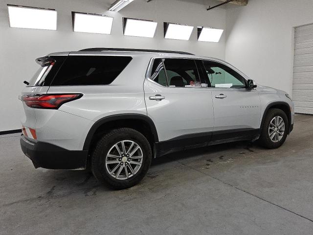 Photo 3 from auction – 2022 CHEVROLET TRAVERSE L with VIN 1GNEVMKW7NJ170185