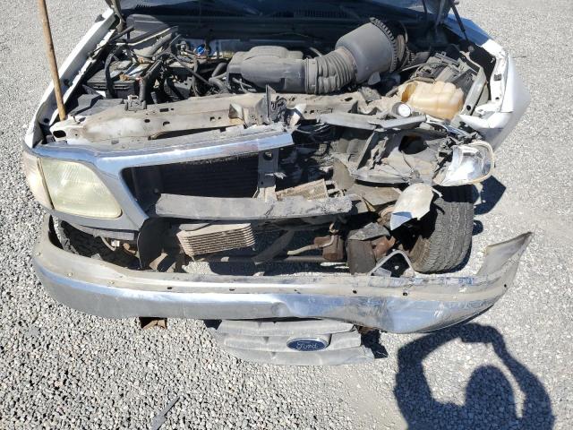 Photo 11 from auction – 2002 FORD F150 with VIN 1FTRX17W72NA93141