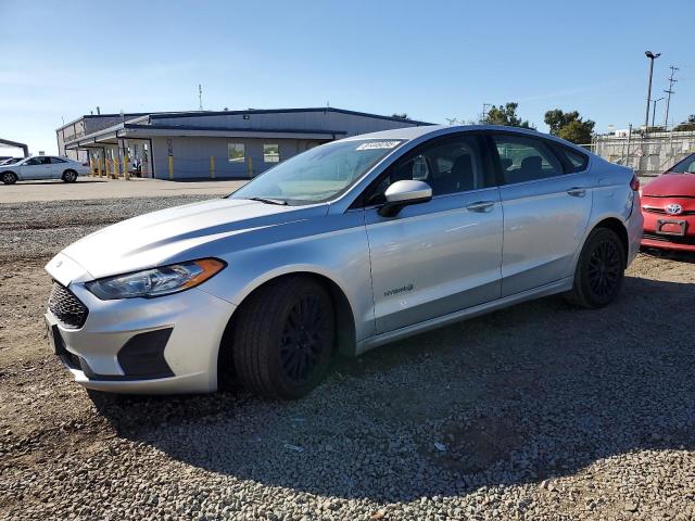 FORD FUSION SE 2019 with VIN 3FA6P0LU0KR106476 - Photo from auction