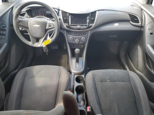 Photo 8 from auction – 2018 CHEVROLET TRAX LS with VIN 3GNCJKSB3JL201407