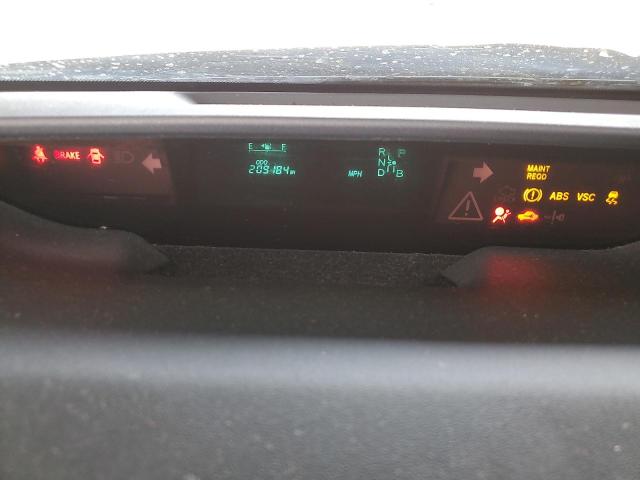 Photo 9 from auction – 2004 TOYOTA PRIUS with VIN JTDKB20U840007950