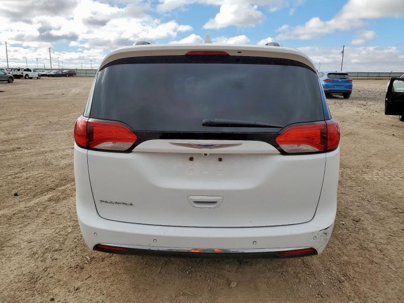 Photo 6 from auction – 2018 CHRYSLER PACIFICA T with VIN 2C4RC1BGXJR252201