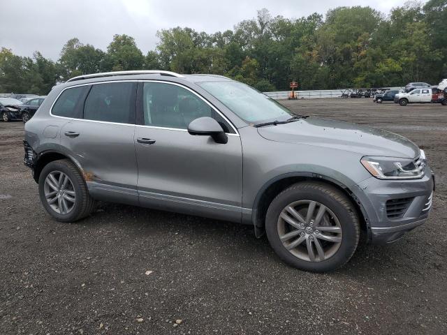 Photo 4 from auction – 2016 VOLKSWAGEN TOUAREG SP with VIN WVGEF9BP0GD010643