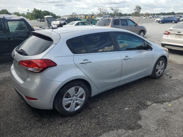 Photo 3 from auction – 2016 KIA FORTE LX with VIN KNAFK5A80G5582455