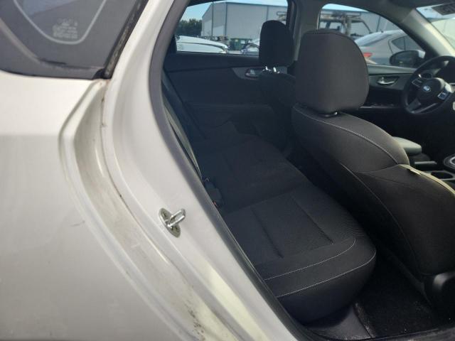 Photo 10 from auction – 2021 KIA FORTE FE with VIN 3KPF24AD1ME402720