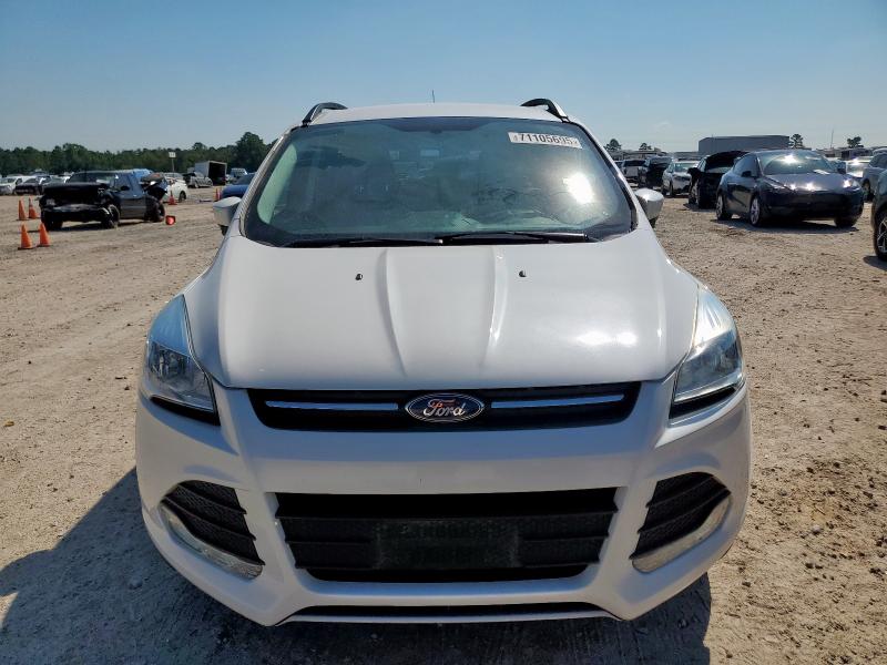 Photo 5 from auction – 2016 FORD ESCAPE SE with VIN 1FMCU9GX8GUB95868