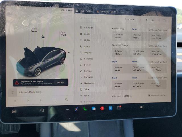 Photo 9 from auction – 2022 TESLA MODEL 3 with VIN 5YJ3E1EB6NF350918